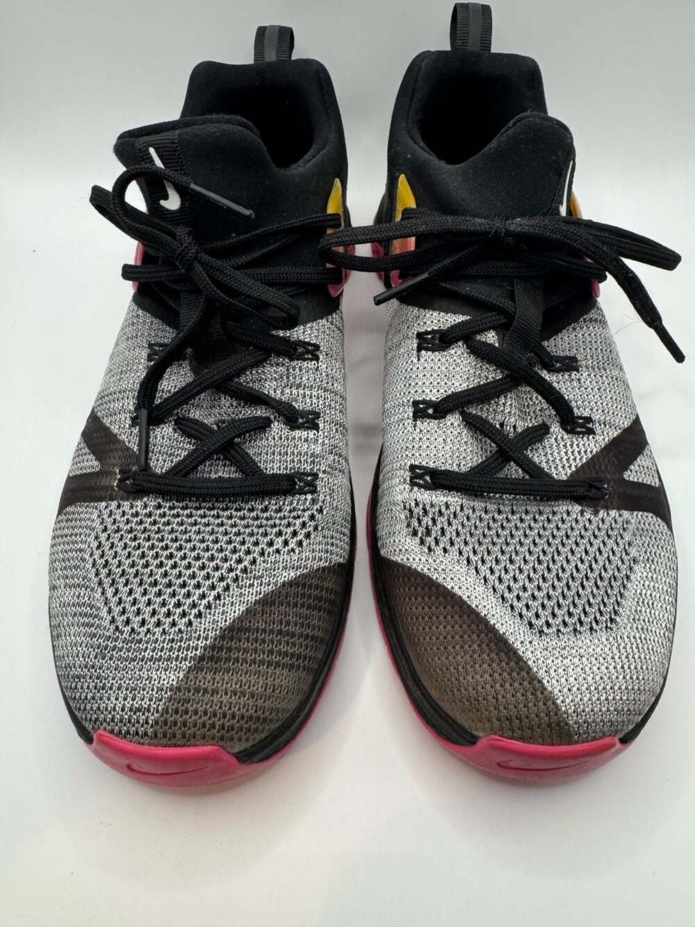 Nike Metcon Flyknit 3 Cross Training Shoes Black Gray Fuchsia Size 10
